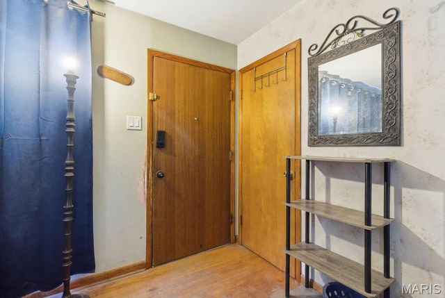 1913 Park Avenue, St Charles, MO 63301