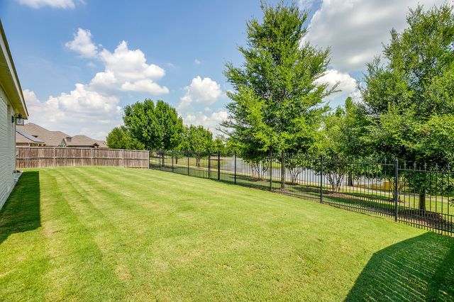 12049 Carlin Drive, Fort Worth, TX 76108
