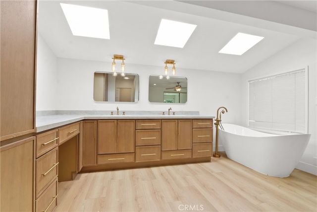 1621 Cornwall, Newport Beach, CA 92660
