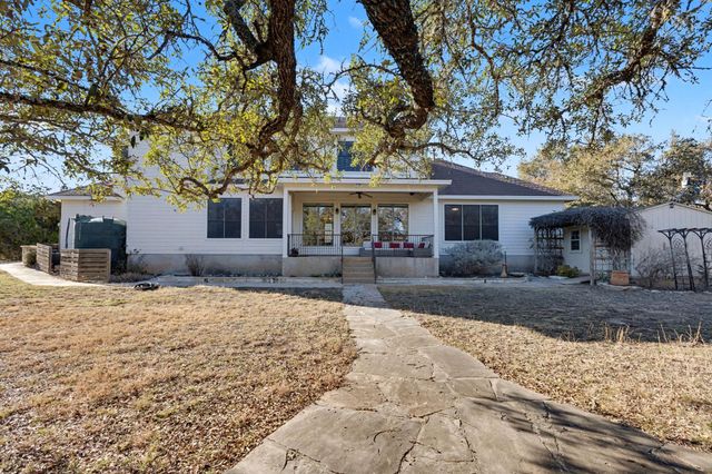 301 Sundance TRL, Dripping Springs, TX 78620