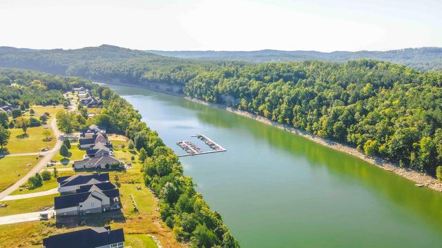 269 W Canterbury, Bronston, KY 42518