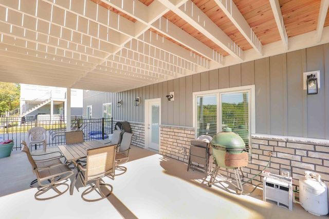 269 W Canterbury, Bronston, KY 42518