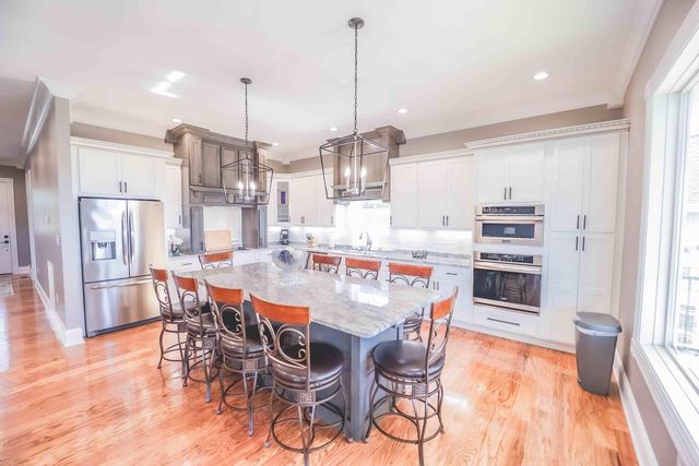 269 W Canterbury, Bronston, KY 42518