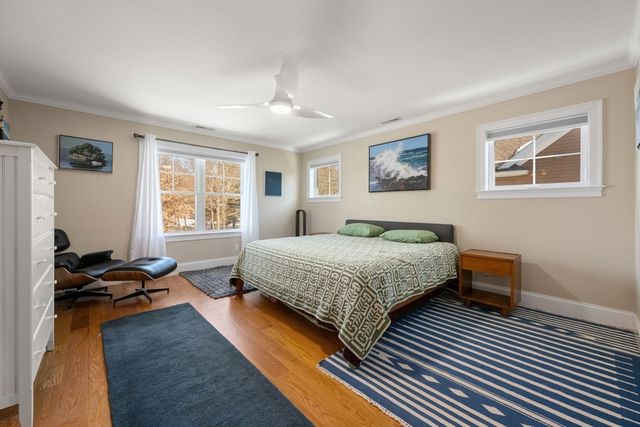 40 Grove St 1, Waltham, MA 02453