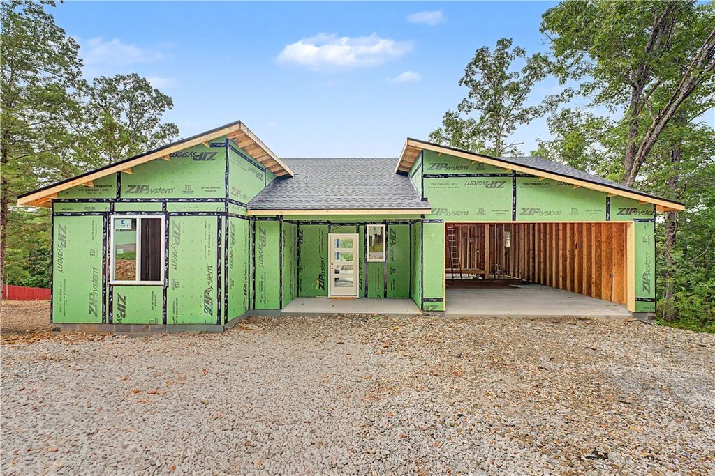 9 Mayfair Lane, Bella Vista, AR 72715