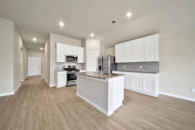 1016 Brighton Orchards Ln, Magnolia, TX 77354