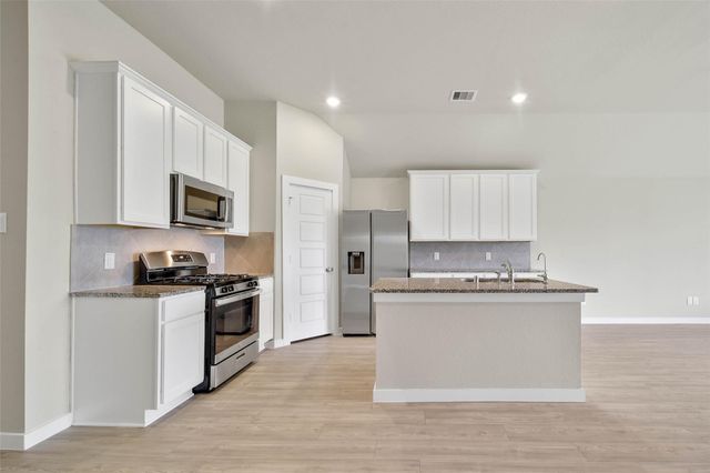 1016 Brighton Orchards Ln, Magnolia, TX 77354
