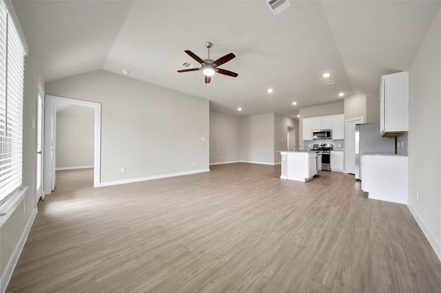 1016 Brighton Orchards Ln, Magnolia, TX 77354