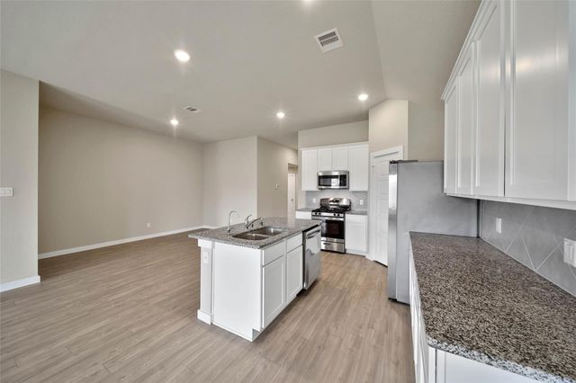 1016 Brighton Orchards Ln, Magnolia, TX 77354