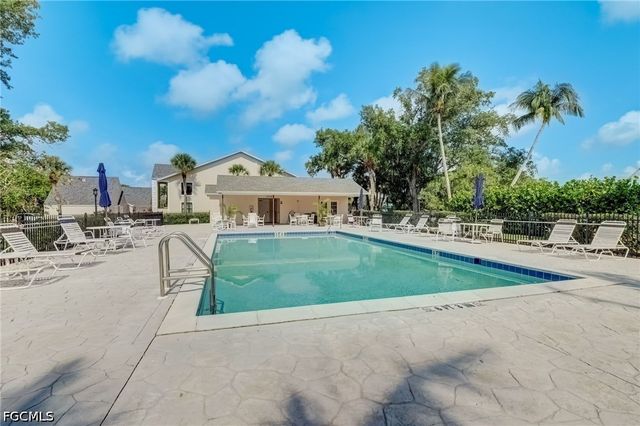 12130 Kelly Greens BLVD 104, Fort Myers, FL 33908