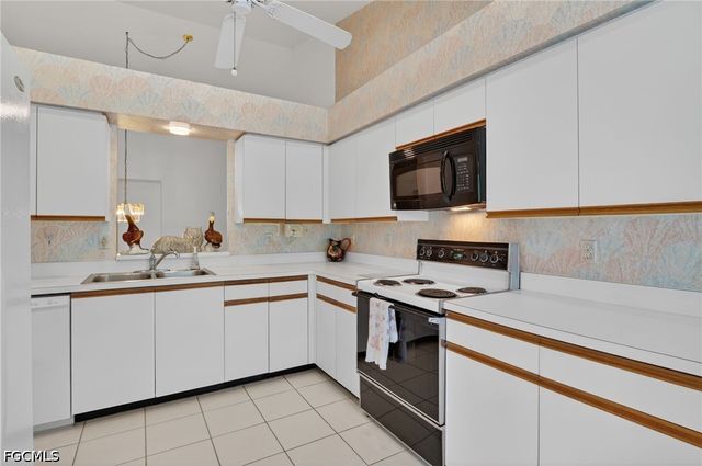 12130 Kelly Greens BLVD 104, Fort Myers, FL 33908