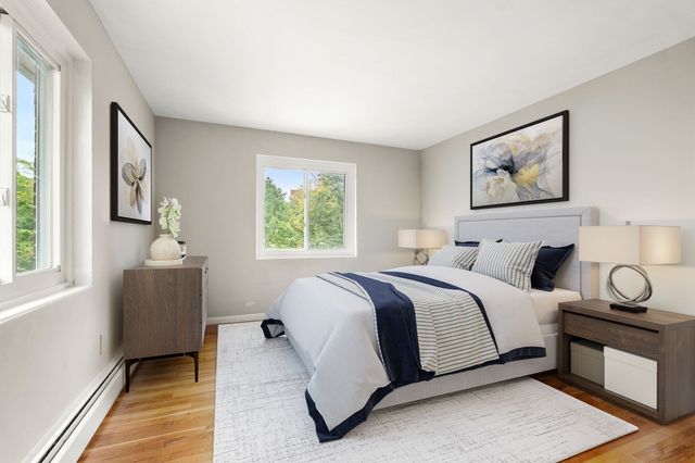 3 Albert Dr 11, Woburn, MA 01801