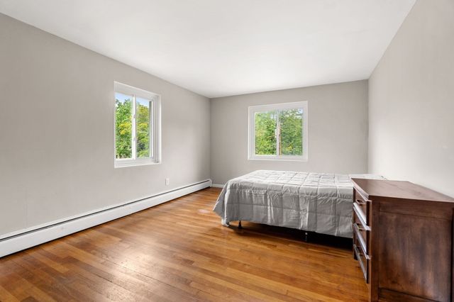 3 Albert Dr 11, Woburn, MA 01801