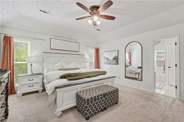 2612 W Chateau Drive, Rogers, AR 72758