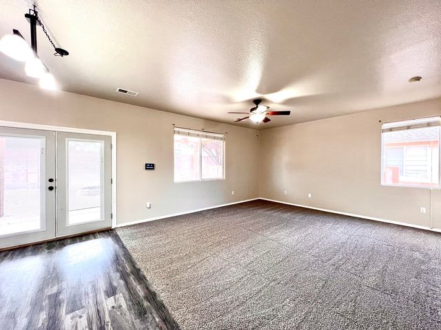 9808 MORNING SUN Trail SW, Albuquerque, NM 87121