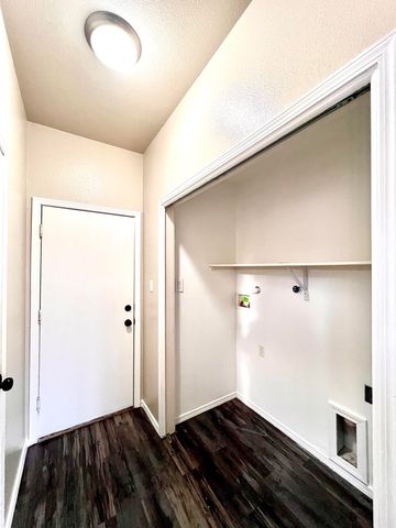 9808 MORNING SUN Trail SW, Albuquerque, NM 87121