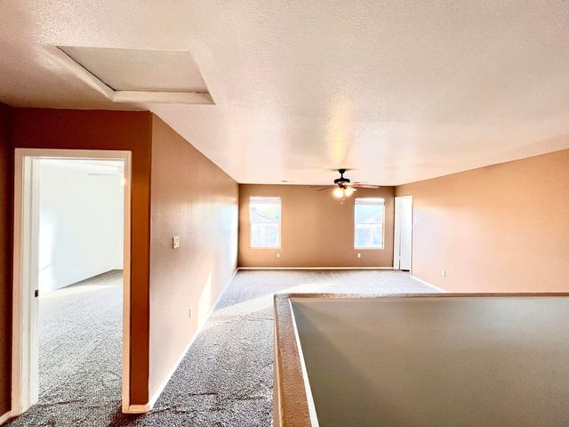 9808 MORNING SUN Trail SW, Albuquerque, NM 87121