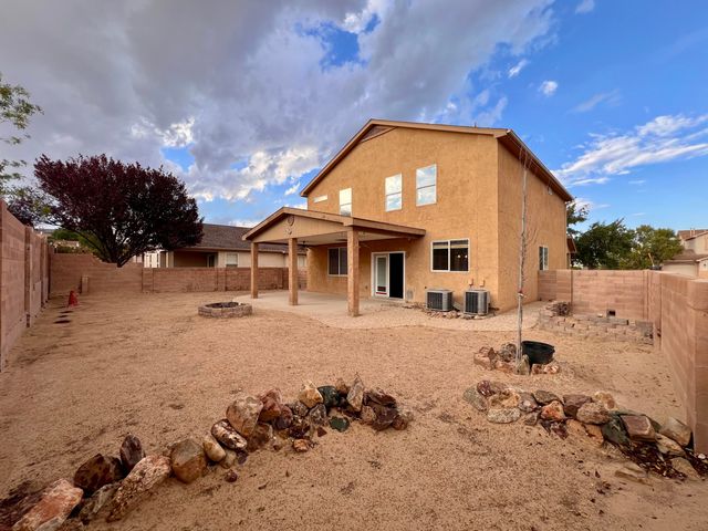 9808 MORNING SUN Trail SW, Albuquerque, NM 87121