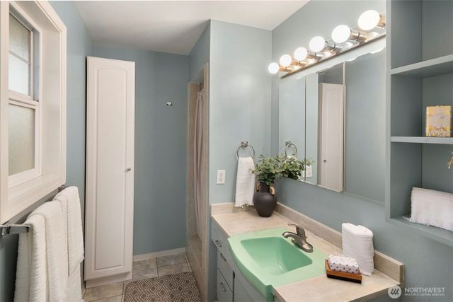 1311 NW 188th Street, Shoreline, WA 98177