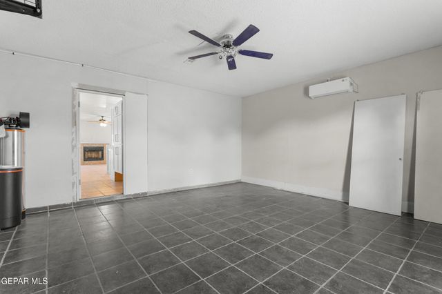 12433 CARLOS BOMBACH Avenue, El Paso, TX 79928