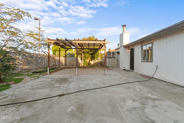12433 CARLOS BOMBACH Avenue, El Paso, TX 79928