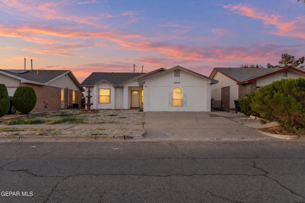12433 CARLOS BOMBACH Avenue, El Paso, TX 79928