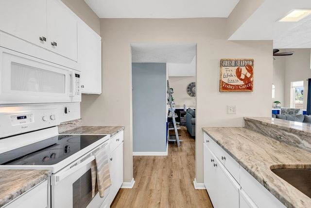 9553 Edgerton Dr Apt D9, Myrtle Beach, SC 29572