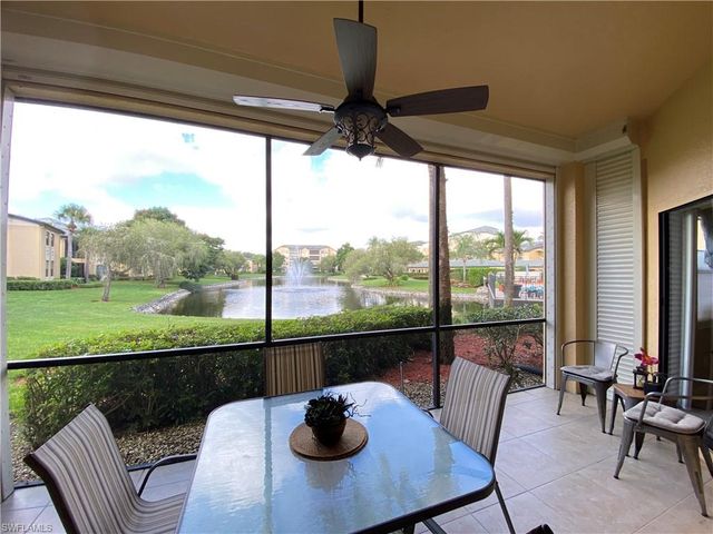 155 Vintage CIR 103, Naples, FL 34119