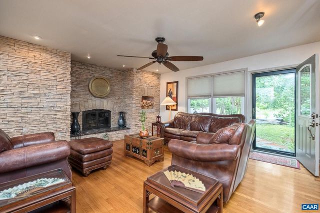 5659 SAINT GEORGE AVE, Crozet, VA 22932