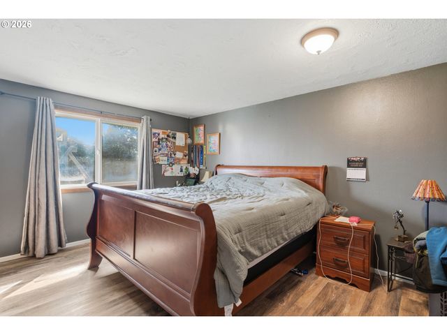 1416 N EVERGREEN Ave, Stayton, OR 97383