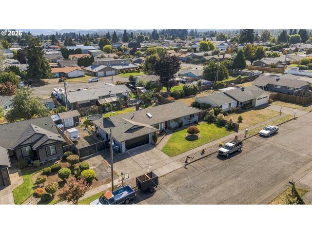 1416 N EVERGREEN Ave, Stayton, OR 97383