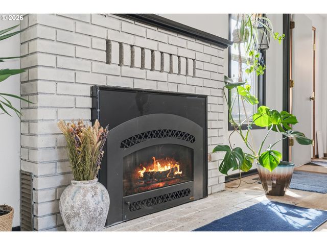 1416 N EVERGREEN Ave, Stayton, OR 97383