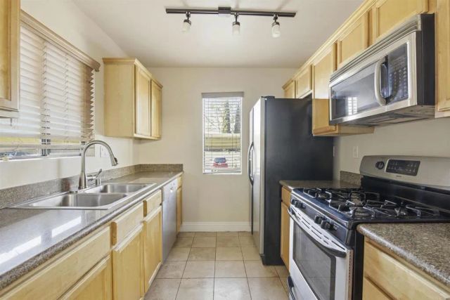 8215 Jade Coast Road, San Diego, CA 92126