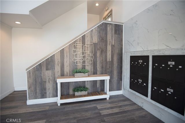 10900 Blix 5, North Hollywood, CA 91602