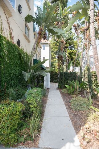 10900 Blix 5, North Hollywood, CA 91602