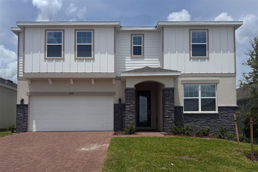 2029 HEART LAKE DRIVE, Groveland, FL 34736