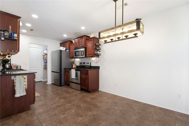 2463 Heather Lynn Lane, Fayetteville, AR 72701