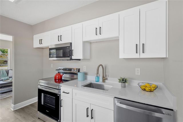 11118 HAPPY ACRES LANE, Riverview, FL 33578