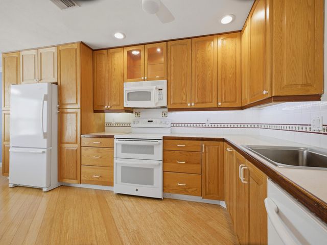 6513 Marissa Circle, Lake Worth, FL 33467