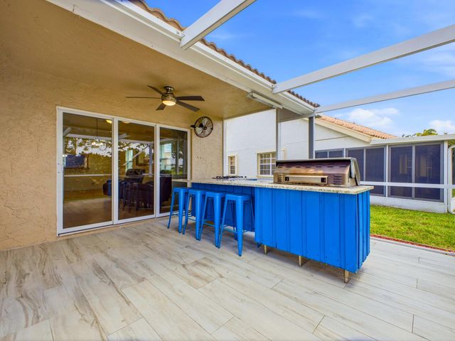 6513 Marissa Circle, Lake Worth, FL 33467