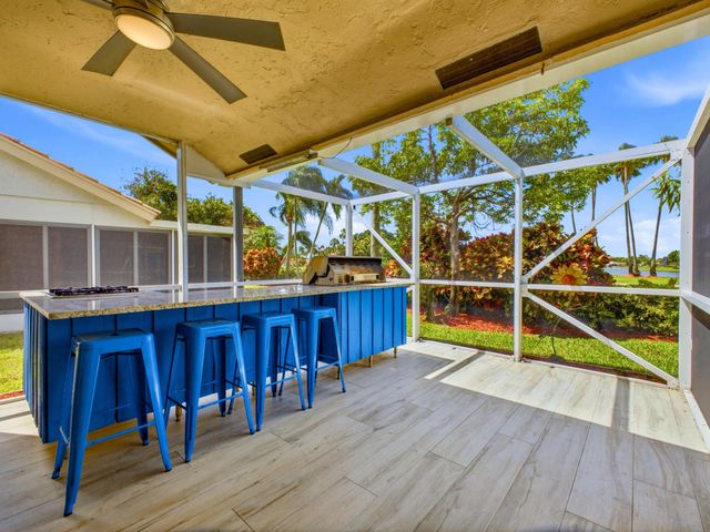 6513 Marissa Circle, Lake Worth, FL 33467