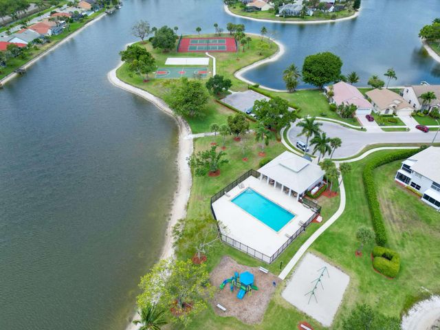 6513 Marissa Circle, Lake Worth, FL 33467