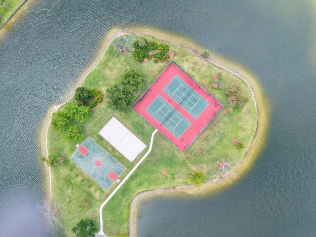 6513 Marissa Circle, Lake Worth, FL 33467