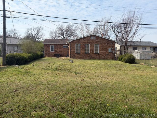 4005 N Garrison Avenue, Tulsa, OK 74106