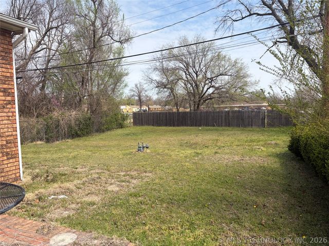 4005 N Garrison Avenue, Tulsa, OK 74106