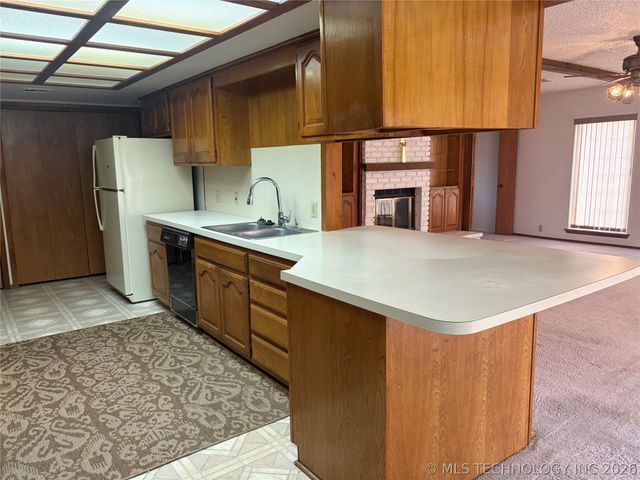 4005 N Garrison Avenue, Tulsa, OK 74106