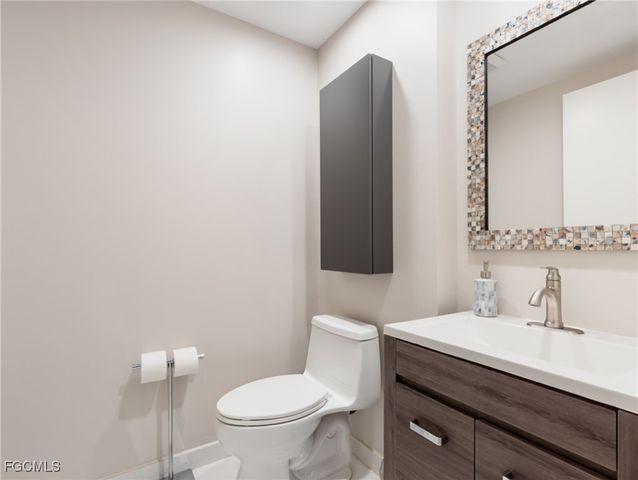 3000 Oasis Grand BLVD 1206, Fort Myers, FL 33916