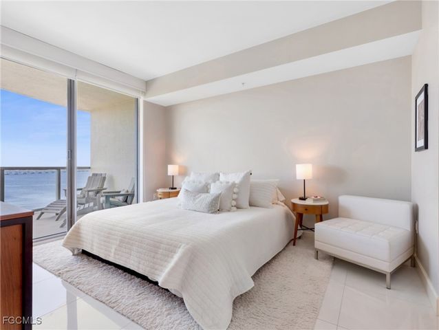 3000 Oasis Grand BLVD 1206, Fort Myers, FL 33916