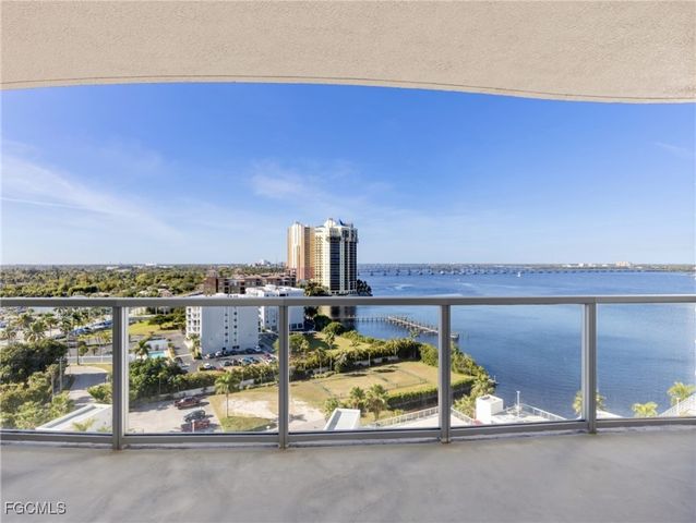 3000 Oasis Grand BLVD 1206, Fort Myers, FL 33916