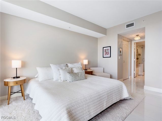 3000 Oasis Grand BLVD 1206, Fort Myers, FL 33916